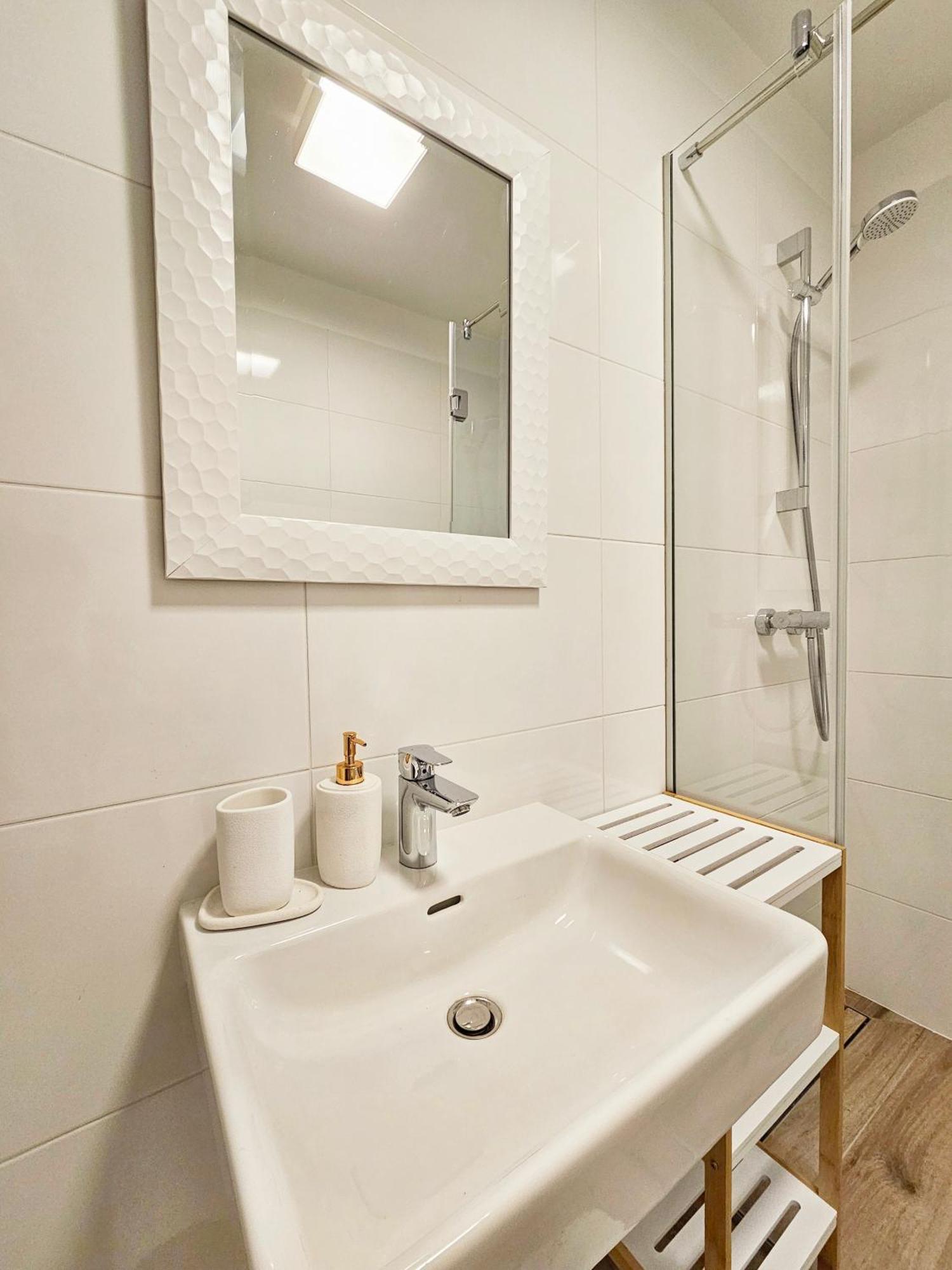 Modern Cityscape Apartment ซาดาร์ ภายนอก รูปภาพ